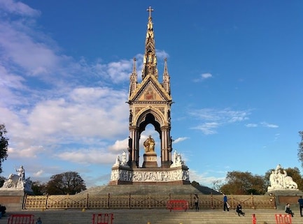 Hyde Park Near  London